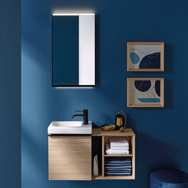 Small Geberit iCon handrinse basin in small bathroom Small Geberit iCon handrinse basin in small bathroom