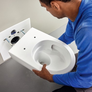 Acanto WC with type EFF3 technology (© Geberit) Acanto WC with type EFF3 technology (© Geberit)