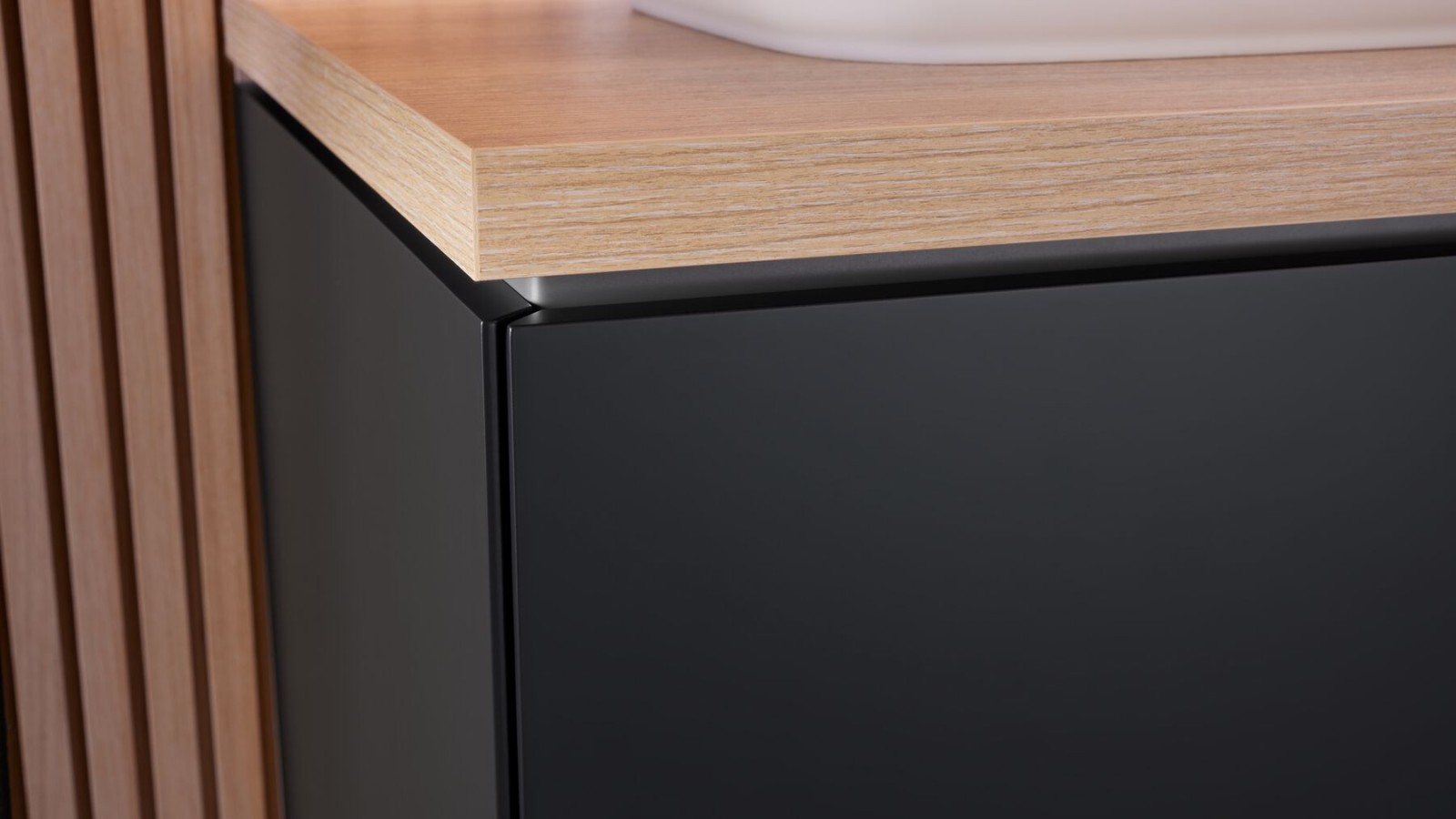 Geberit ONE 亚光黑洗脸盆组合