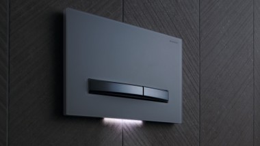 配备方向灯的白色 Geberit Sigma50 配备方向灯的白色 Geberit Sigma50