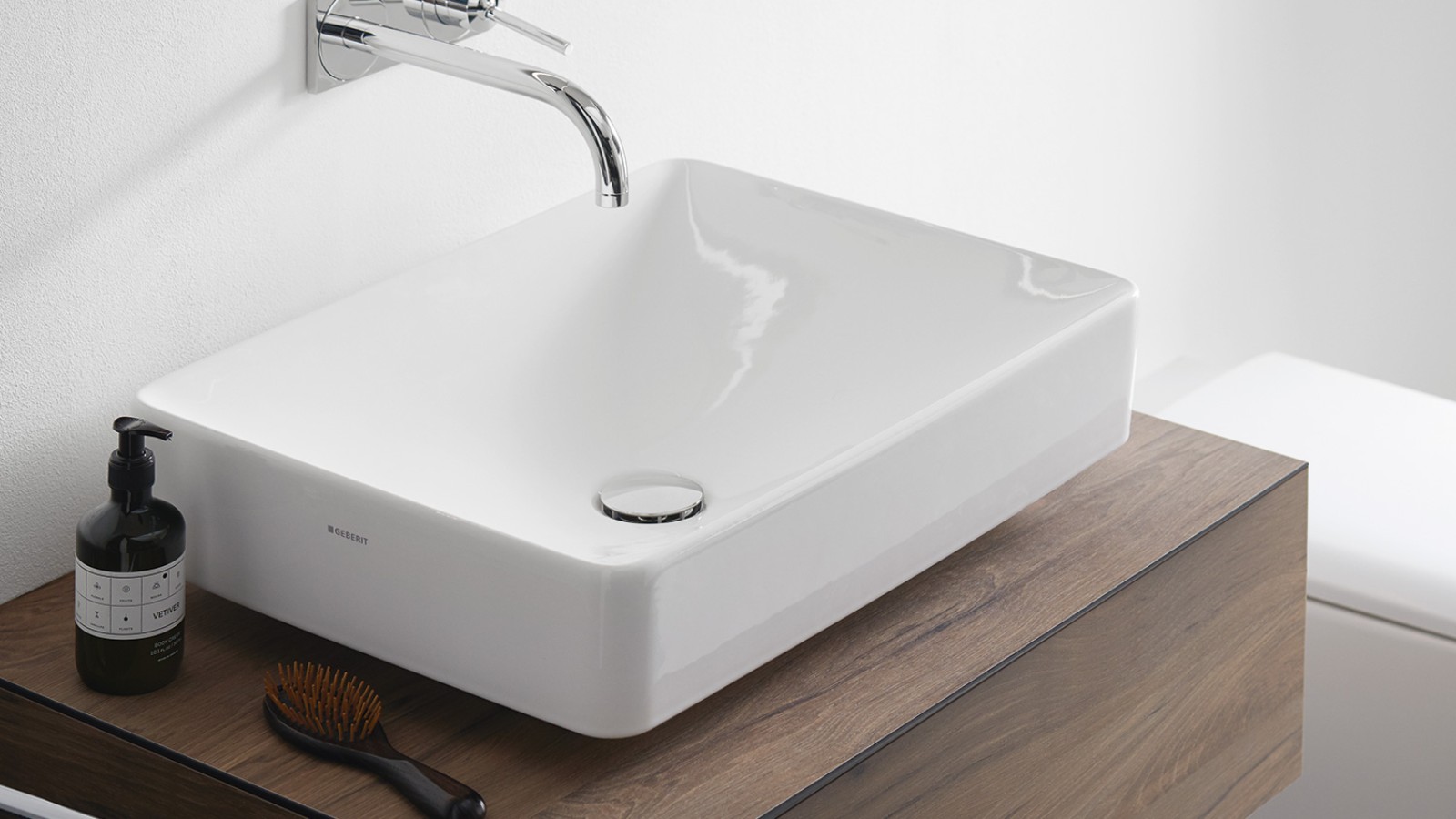 洗脸盆和卫浴家具的时尚组合 洗脸盆和卫浴家具的时尚组合