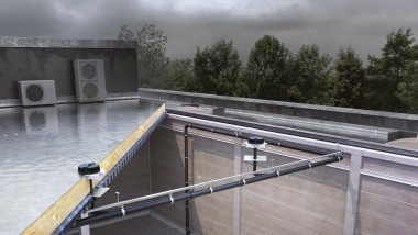 Pluvia屋面排水系统可在仅需很少进水口元件的情况下高效排干三座塔楼的屋顶积水。(© Geberit)