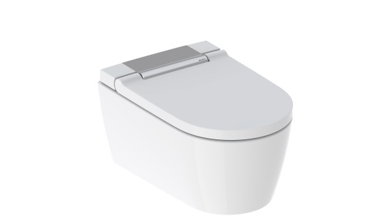 Geberit AquaClean Sela 智能坐便器采用亮光镀铬设计盖罩 Geberit AquaClean Sela 智能坐便器采用亮光镀铬设计盖罩
